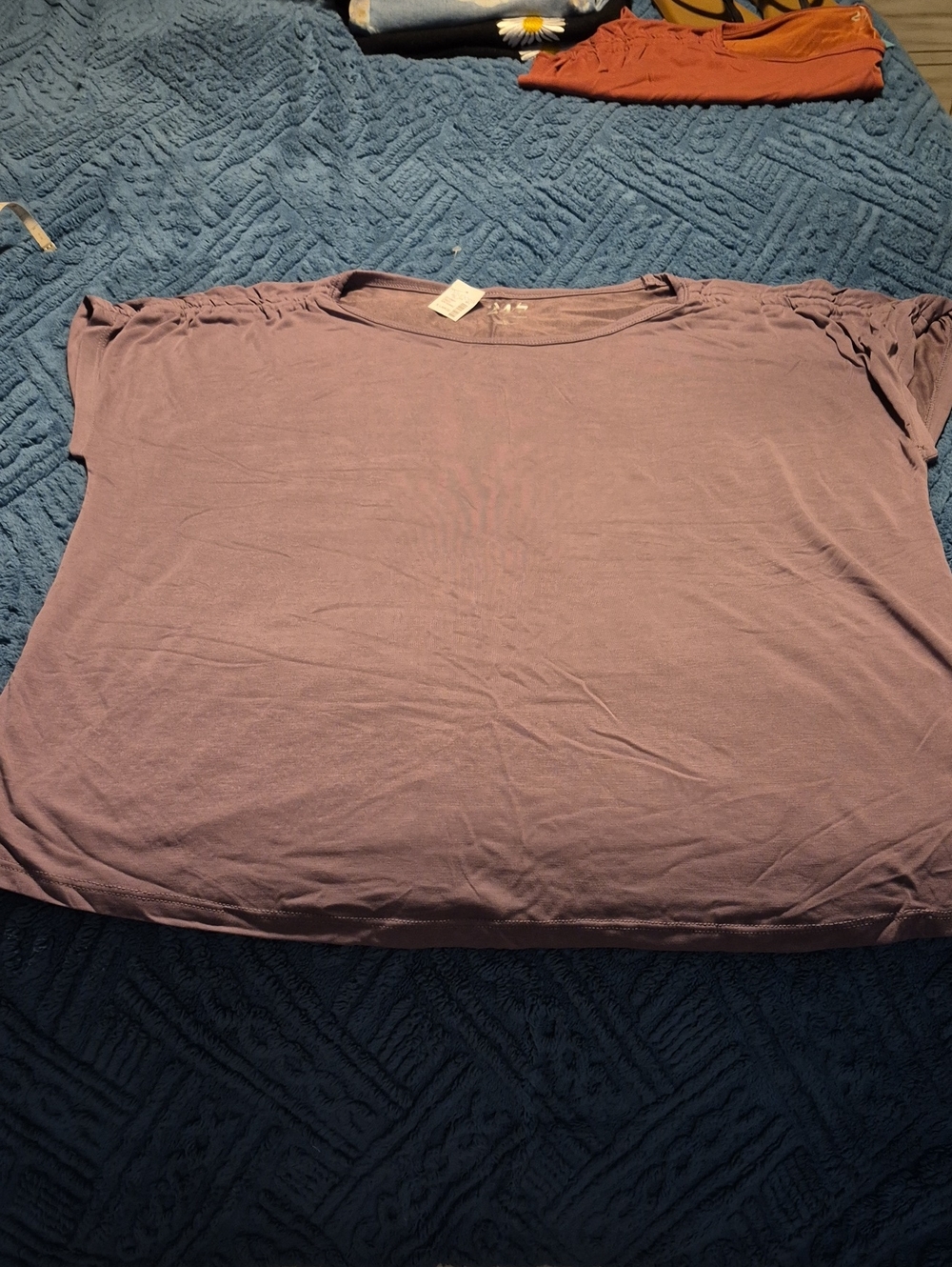 NWT Maurices 24/7 Ruched Shoulder Top Sz XL